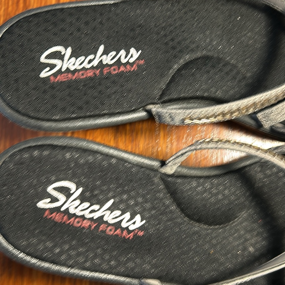 NWT Skecher Rumbler Wave New Lassie Wedge Pewter Sandal. Size 9 - Picture 6 of 11